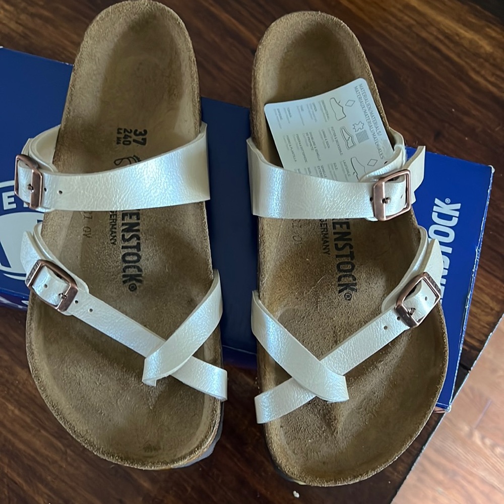 Birkenstock - size 37 - size 6 pearl sandals